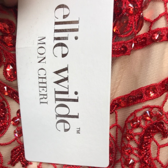 Ellie Wilde Mon Cheri beaded bodice V-Neck special occasion long Gown - Picture 3 of 9